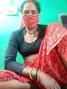 Snapshot of CUTE-004 chatting on 03/24/26, 07:24 CUTE-004 online show from 03/24/26, 07:24