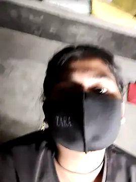 Snapshot of Janvi_Jaitly chatting on 11/05/25, 06:19 Janvi Jaitly online show from 11/05/25, 06:19