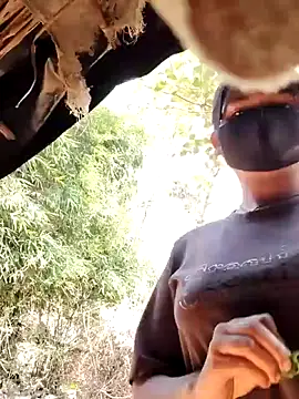 Snapshot of Janvi_Jaitly chatting on 11/17/25, 09:15 Janvi Jaitly online show from 11/17/25, 09:15