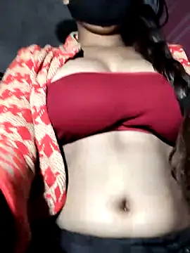 Snapshot of Janvi_Jaitly chatting on 11/21/25, 07:56 Janvi Jaitly online show from 11/21/25, 07:56