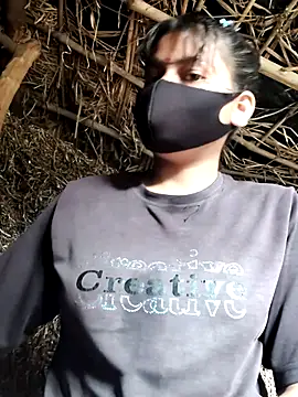 Snapshot of Janvi_Jaitly chatting on 12/02/25, 03:56 Janvi Jaitly online show from 12/02/25, 03:56