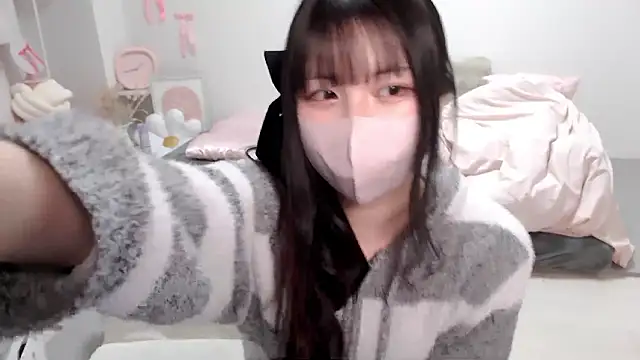 moka-neko online show from 04/17/26, 02:09