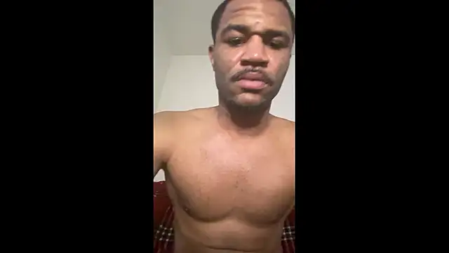 Snapshot of kingtaydo chatting on 03/10/26, 11:43 kingtaydo online show from 03/10/26, 11:43