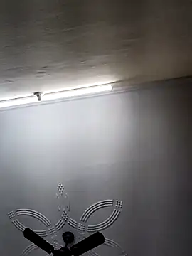 Snapshot of Kajal-baby07 chatting on 11/17/25, 05:41 Kajal-baby07 online show from 11/17/25, 05:41