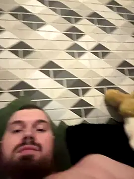 Snapshot of Badking9377 chatting on 10/26/25, 07:20 Badking9377 online show from 10/26/25, 07:20