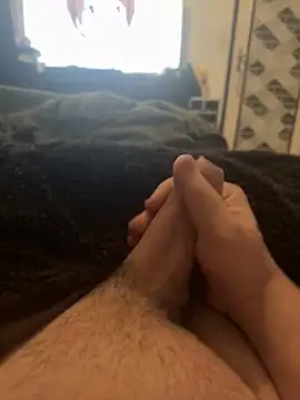 Snapshot of Badking9377 chatting on 11/28/25, 06:32 Badking9377 online show from 11/28/25, 06:32