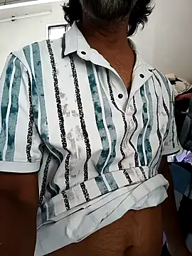 Snapshot of malhotra21 chatting on 09/25/25, 09:02 malhotra21 online show from 09/25/25, 09:02