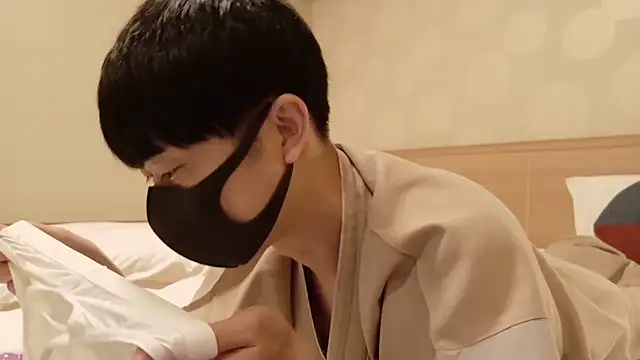 shin brief online show from 09/17/25, 01:13