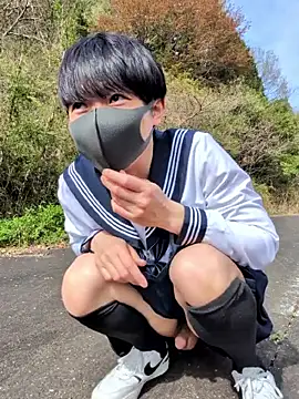Snapshot of shin_brief chatting on 04/06/26, 05:19 shin brief online show from 04/06/26, 05:19