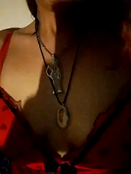 lindurabella online show from 09/12/25, 10:15