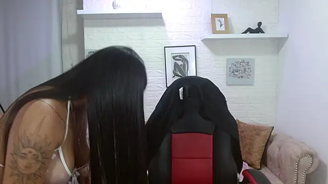 aylin tk online show from 10/16/25, 03:07