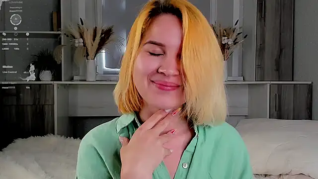 AgnesSonnek online show from 09/12/25, 01:28