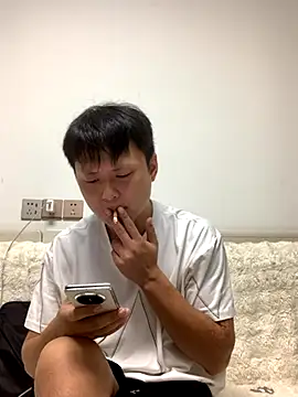 Snapshot of Acuteman chatting on 09/27/25, 01:38 Acuteman online show from 09/27/25, 01:38