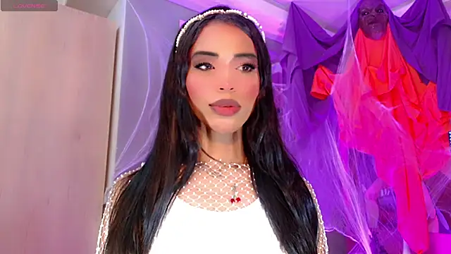 BabyAmatiis  online show from 10/25/25, 10:56