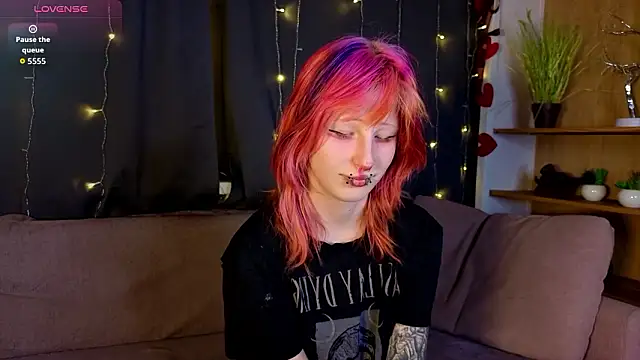 Snapshot of KandraCruser chatting on 03/06/26, 08:05 KandraCruser online show from 03/06/26, 08:05