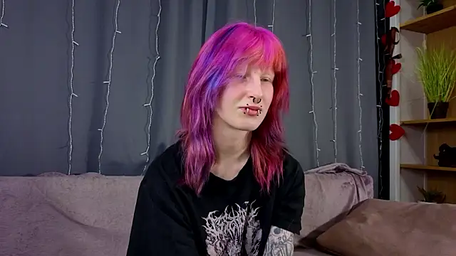 Snapshot of KandraCruser chatting on 03/09/26, 08:02 KandraCruser online show from 03/09/26, 08:02