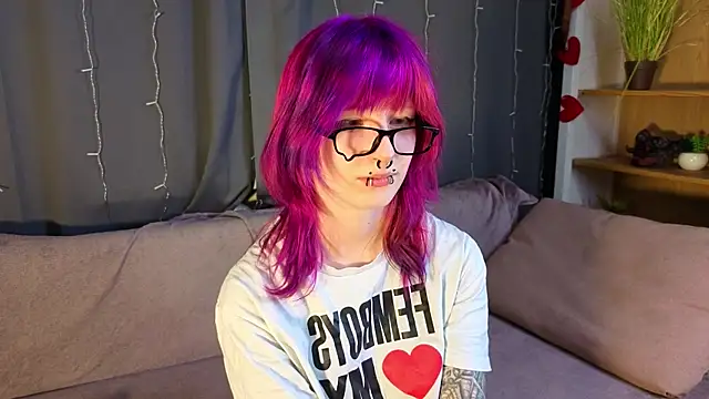 Snapshot of KandraCruser chatting on 03/21/26, 08:12 KandraCruser online show from 03/21/26, 08:12