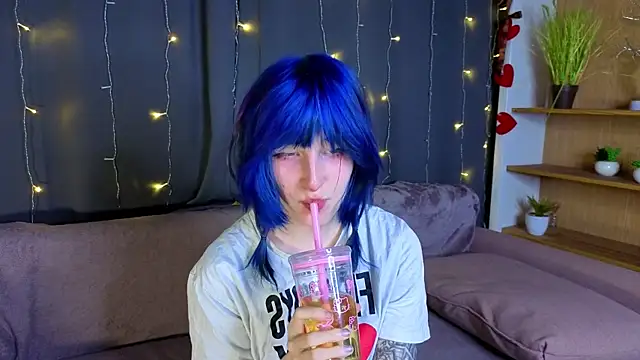 Snapshot of KandraCruser chatting on 03/28/26, 08:08 KandraCruser online show from 03/28/26, 08:08