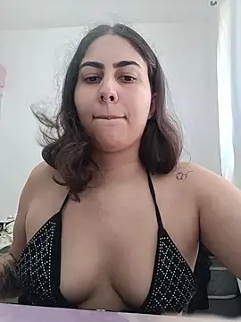ApenasLys online show from 04/26/26, 02:04