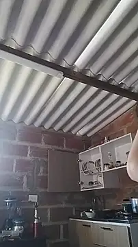 Moira-Hot online show from 12/17/25, 04:35