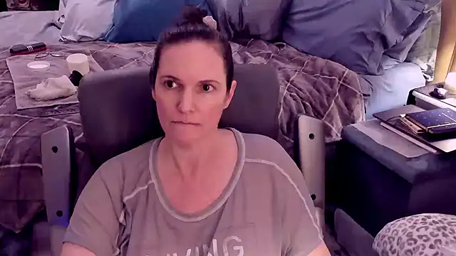 Snapshot of ninajaymes chatting on 01/04/25, 03:40 ninajaymes online show from 01/04/25, 03:40