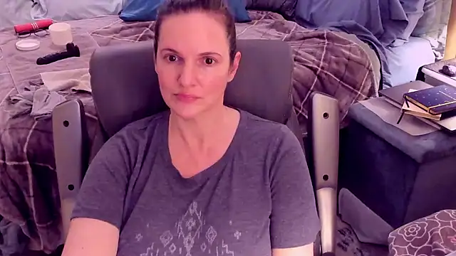 Snapshot of ninajaymes chatting on 01/05/25, 03:32 ninajaymes online show from 01/05/25, 03:32