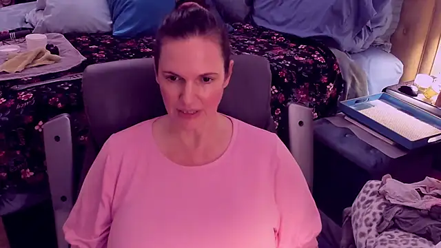 Snapshot of ninajaymes chatting on 01/09/25, 02:01 ninajaymes online show from 01/09/25, 02:01