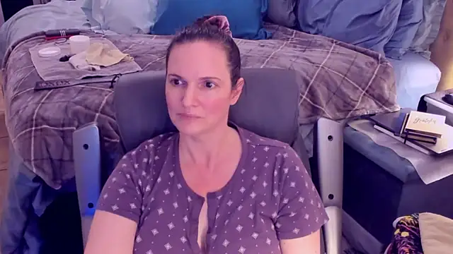 Snapshot of ninajaymes chatting on 01/17/25, 08:45 ninajaymes online show from 01/17/25, 08:45