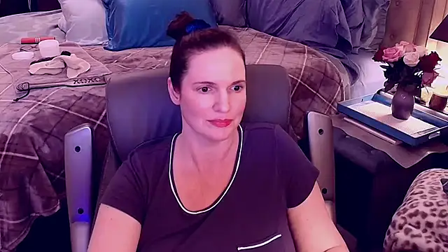 Snapshot of ninajaymes chatting on 02/04/25, 01:45 ninajaymes online show from 02/04/25, 01:45