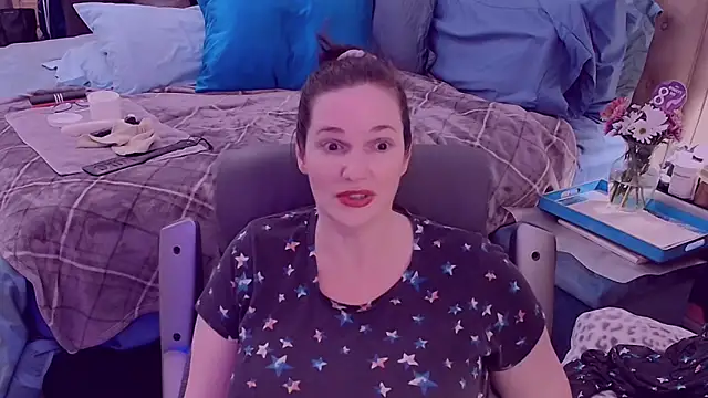 Snapshot of ninajaymes chatting on 03/05/25, 06:01 ninajaymes online show from 03/05/25, 06:01