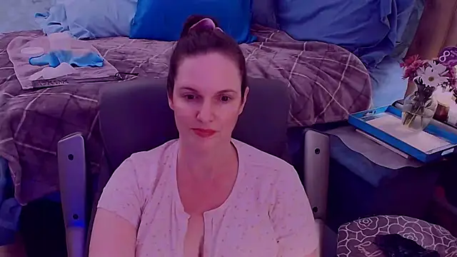 Snapshot of ninajaymes chatting on 03/08/25, 03:50 ninajaymes online show from 03/08/25, 03:50