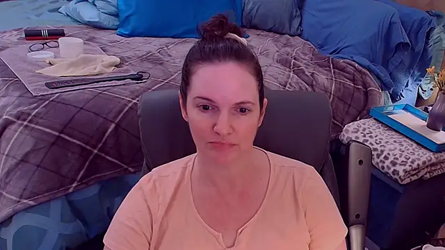 Snapshot of ninajaymes chatting on 10/13/25, 12:21 ninajaymes online show from 10/13/25, 12:21