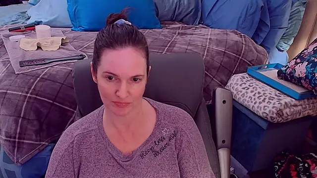 Snapshot of ninajaymes chatting on 10/28/25, 11:29 ninajaymes online show from 10/28/25, 11:29