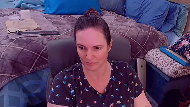 Snapshot of ninajaymes chatting on 11/01/25, 01:18 ninajaymes online show from 11/01/25, 01:18