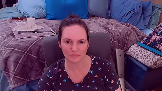 Snapshot of ninajaymes chatting on 11/26/25, 02:12 ninajaymes online show from 11/26/25, 02:12