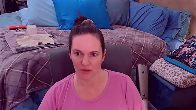 Snapshot of ninajaymes chatting on 12/03/25, 12:14 ninajaymes online show from 12/03/25, 12:14