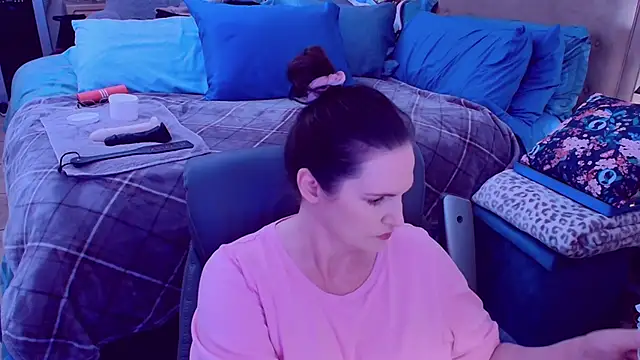 Snapshot of ninajaymes chatting on 04/10/26, 10:09 ninajaymes online show from 04/10/26, 10:09