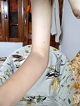 Snapshot of miss_raavy chatting on 03/28/26, 08:36 miss raavy online show from 03/28/26, 08:36