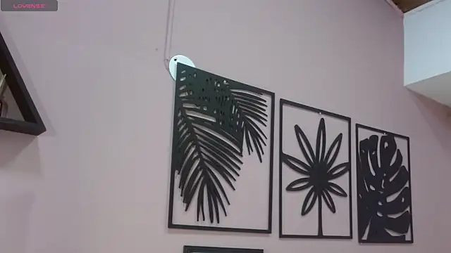 Snapshot of amara_rousse1 chatting on 03/19/26, 01:04 amara rousse1 online show from 03/19/26, 01:04