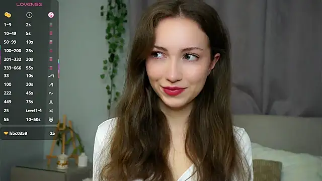 ZeniaBolich online show from 10/06/25, 09:45