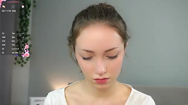 ZeniaBolich online show from 11/11/25, 01:49