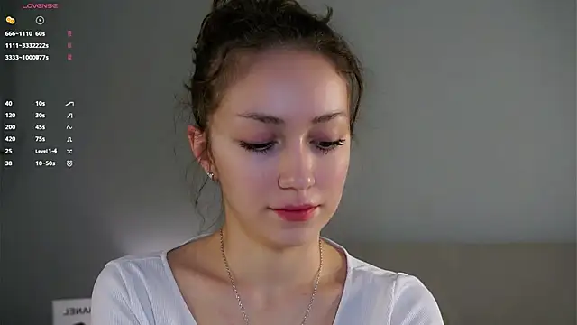 ZeniaBolich online show from 11/28/25, 09:06