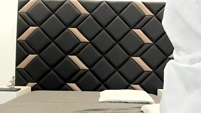 GeraldineSandoval online show from 03/20/26, 05:51