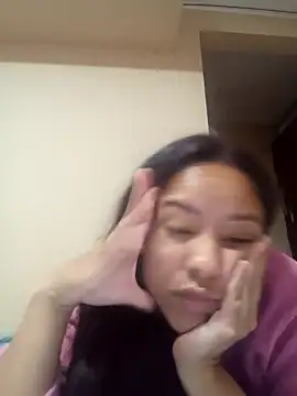 Snapshot of EAAM1@xh chatting on 10/07/25, 01:41 EAAM1xh online show from 10/07/25, 01:41