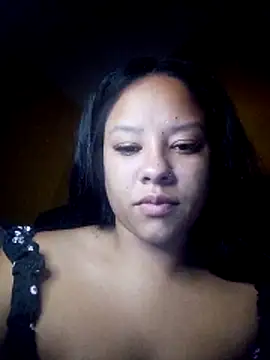 Snapshot of EAAM1@xh chatting on 04/17/26, 04:59 EAAM1xh online show from 04/17/26, 04:59