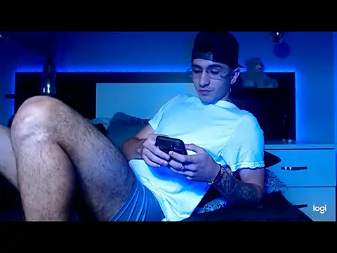 eriikjoness online show from 10/04/25, 04:21