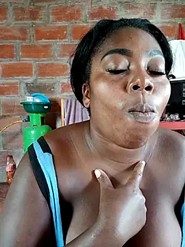 nini-will online show from 10/24/25, 02:02