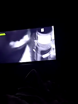 Snapshot of NiceBadgera chatting on 09/16/25, 05:14 NiceBadgera online show from 09/16/25, 05:14