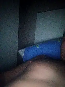 Snapshot of NiceBadgera chatting on 10/23/25, 11:24 NiceBadgera online show from 10/23/25, 11:24