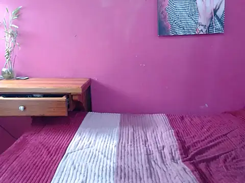 Snapshot of lola_diez chatting on 09/10/25, 06:52 lola diez online show from 09/10/25, 06:52